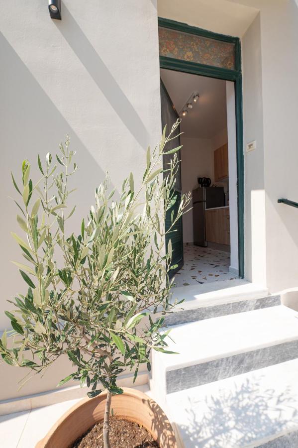 Sunny Yard Apartments Poros Town ภายนอก รูปภาพ