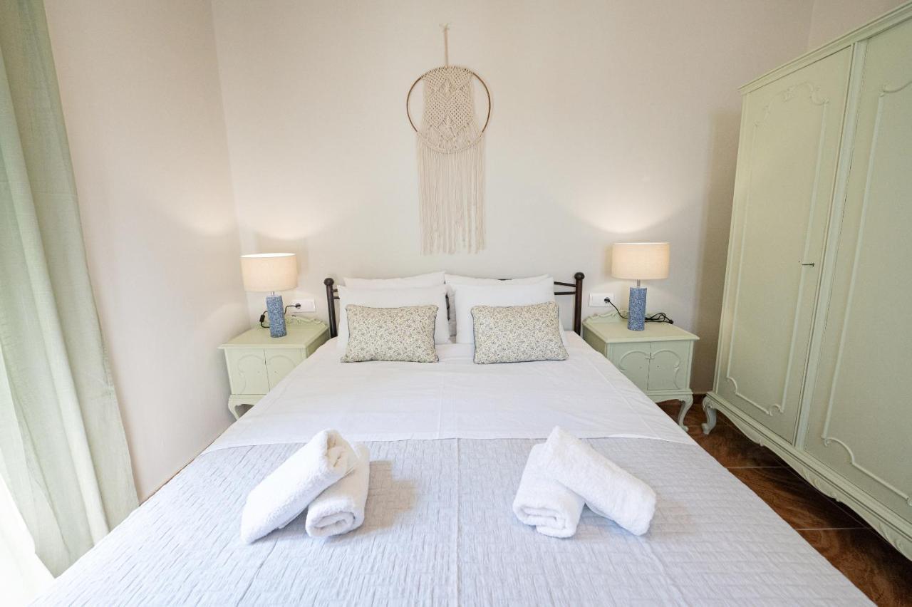 Sunny Yard Apartments Poros Town ภายนอก รูปภาพ