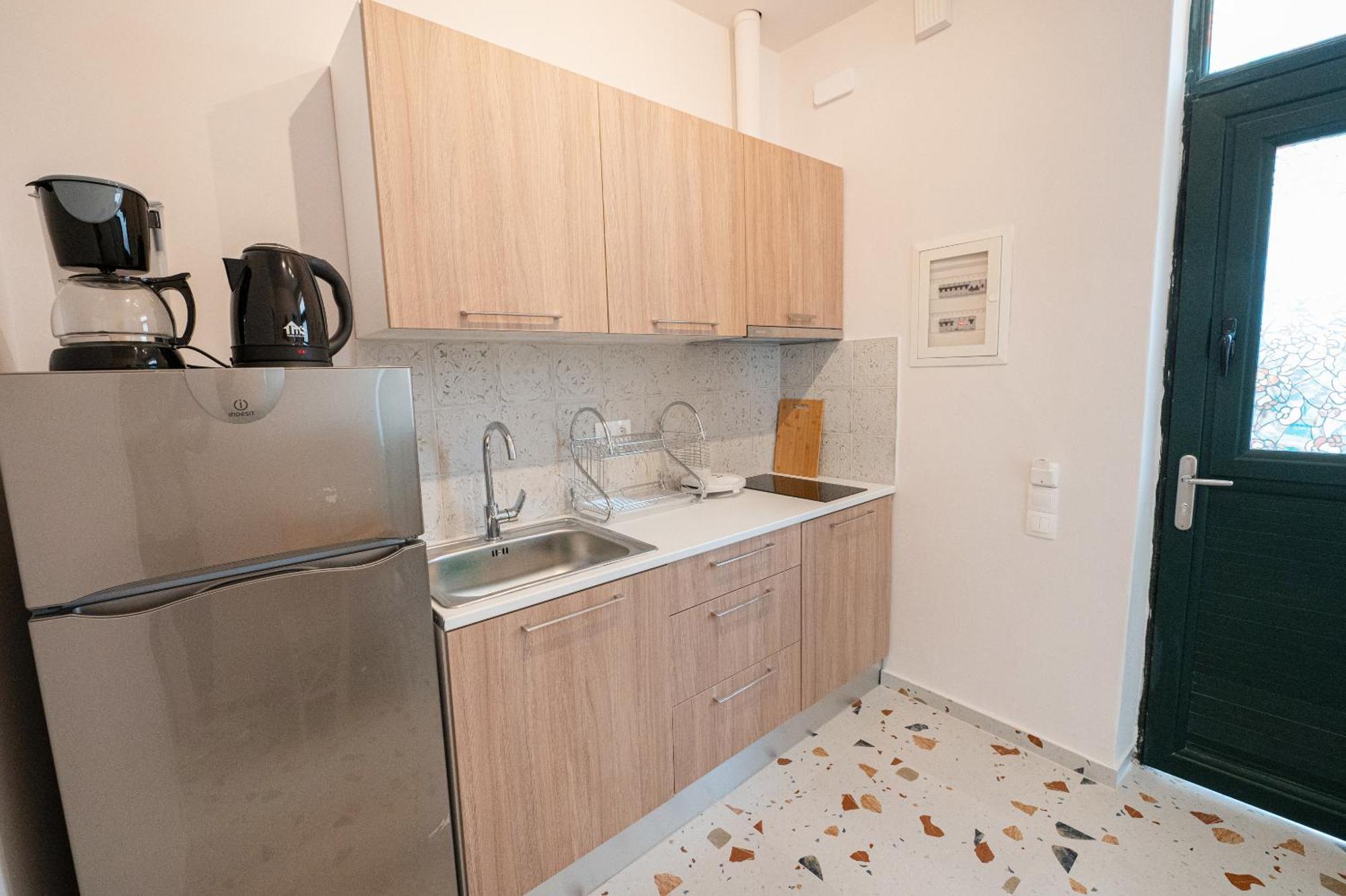 Sunny Yard Apartments Poros Town ภายนอก รูปภาพ